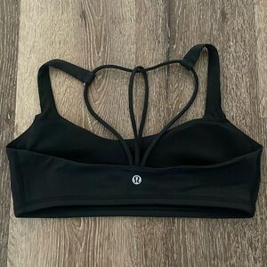 Lululemon black free to be trinity sports bra strappy size 8